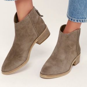 Only worn once suede dolce vita booties size 6